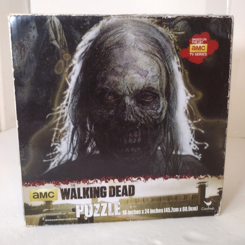 The Walking Dead Puzzle. by Cardinal Industries 18"×24'